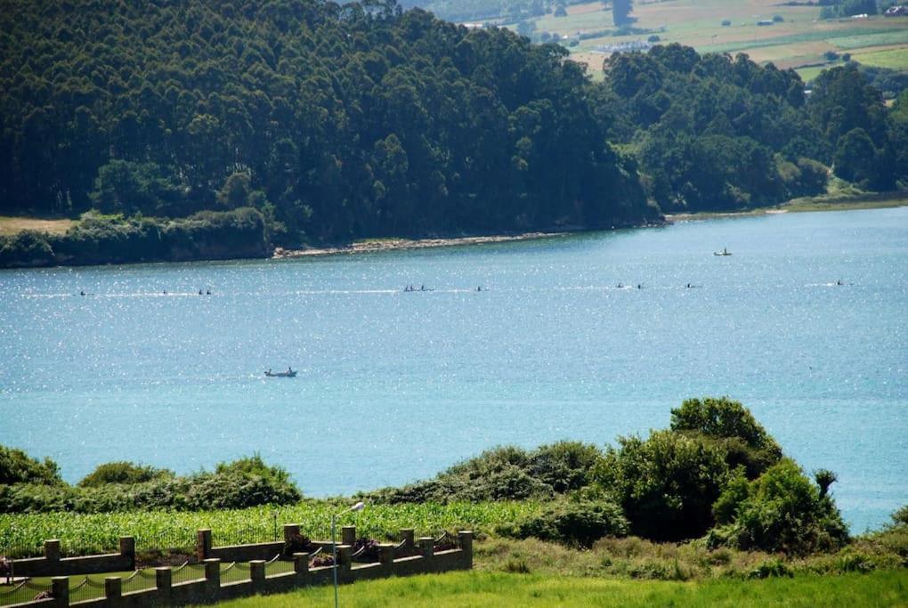 Atico Con Vistas A La Ria Y A Foz Διαμέρισμα Barreiros Εξωτερικό φωτογραφία